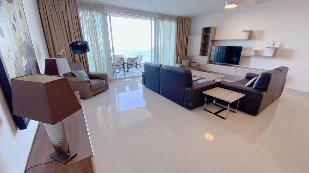 شقة Point Sliema Sea Front المظهر الخارجي الصورة