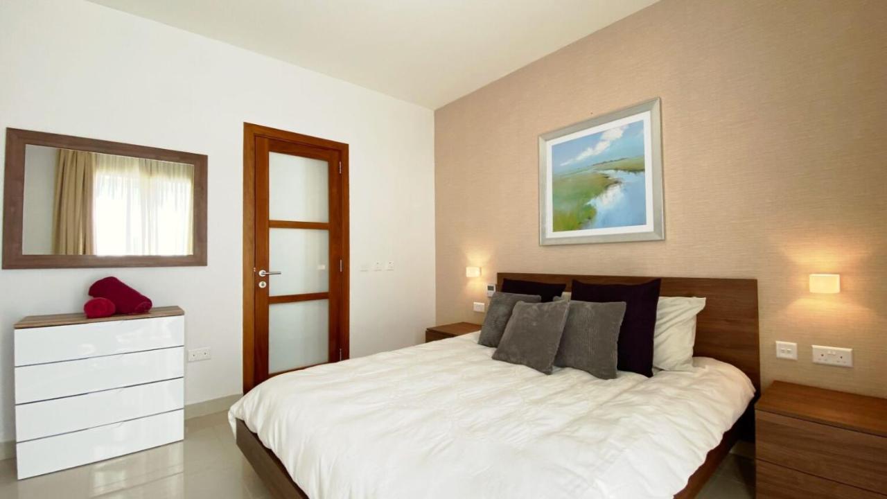 شقة Point Sliema Sea Front المظهر الخارجي الصورة